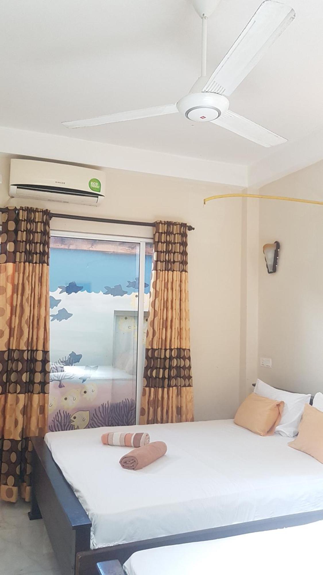 Hotel Pinki Nest Mirissa Esterno foto